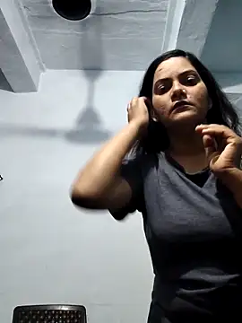 Anushka Singh0 online show from 04-13-26, 07:34