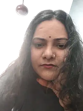 Snapshot of Anushka_Singh0 chatting on 05-02-26, 05:56 Anushka Singh0 online show from 05-02-26, 05:56
