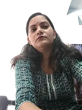 Anushka Singh0 online show from 04-17-26, 06:38