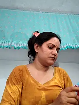 Snapshot of Anushka_Singh0 chatting on 07-04-26, 08:42 Anushka Singh0 online show from 07-04-26, 08:42