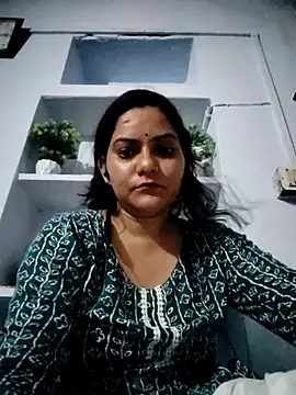 Snapshot of Anushka_Singh0 chatting on 04-30-26, 05:42 Anushka Singh0 online show from 04-30-26, 05:42