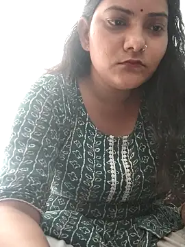 Snapshot of Anushka_Singh0 chatting on 05-15-26, 06:44 Anushka Singh0 online show from 05-15-26, 06:44