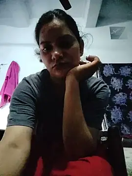Snapshot of Anushka_Singh0 chatting on 06-05-26, 01:28 Anushka Singh0 online show from 06-05-26, 01:28