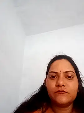 Snapshot of Anushka_Singh0 chatting on 02-14-26, 10:48 Anushka Singh0 online show from 02-14-26, 10:48