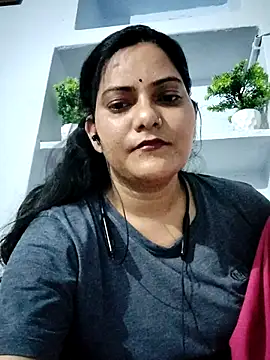 Snapshot of Anushka_Singh0 chatting on 05-11-26, 04:37 Anushka Singh0 online show from 05-11-26, 04:37