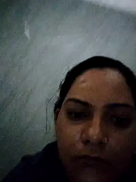 Snapshot of Anushka_Singh0 chatting on 07-13-26, 12:43 Anushka Singh0 online show from 07-13-26, 12:43