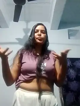 Snapshot of Anushka_Singh0 chatting on 02-21-26, 01:51 Anushka Singh0 online show from 02-21-26, 01:51