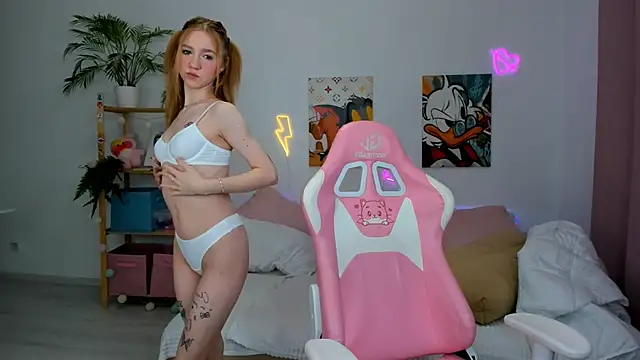 Ophelia Jay online show from 02-22-26, 03:20