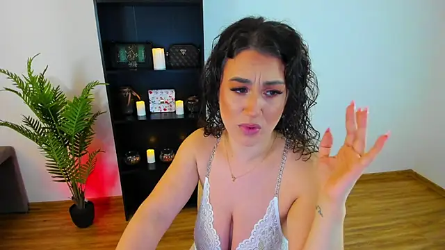 khloe starrr online show from 02-28-26, 05:12