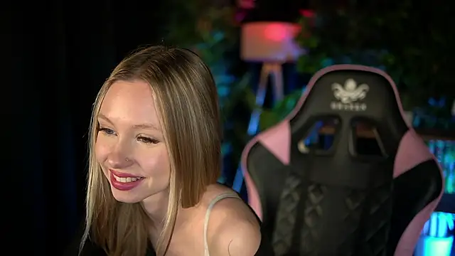 SweetDaisy me online show from 02-25-26, 03:12