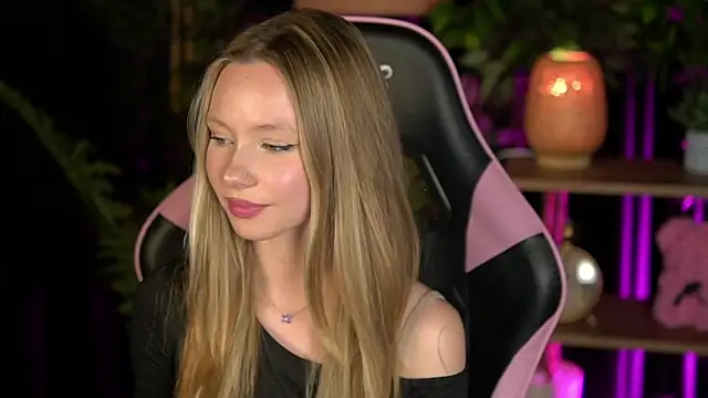 SweetDaisy me online show from 02-14-26, 09:42