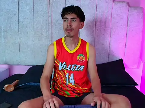 skinny jean  online show from 03-16-26, 09:06