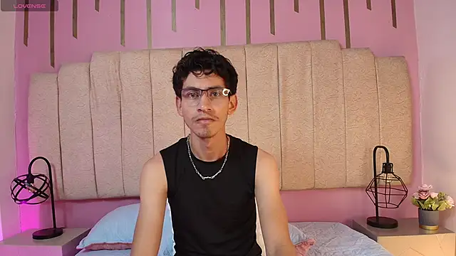 skinny jean  online show from 02-28-26, 01:55