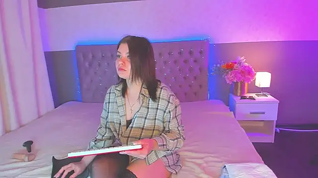 AmandaHoppe online show from 04-02-26, 05:03