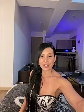 Snapshot of caritoo21 chatting on 03-03-26, 02:29 caritoo21 online show from 03-03-26, 02:29