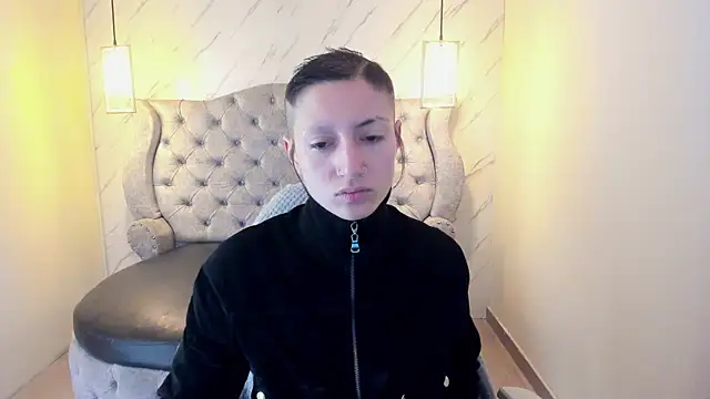 Snapshot of Fieramadame chatting on 05-20-26, 12:02 Fieramadame online show from 05-20-26, 12:02