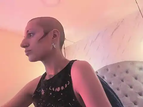 Fieramadame online show from 03-25-26, 07:13