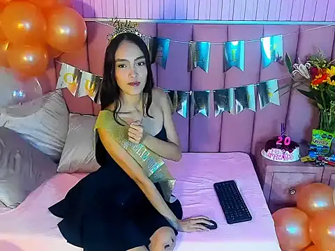 LolaWhite online show from 03-15-26, 05:25