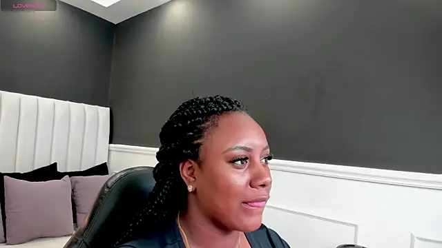 Snapshot of laia_fisher_ chatting on 04-27-26, 03:15 laia fisher online show from 04-27-26, 03:15