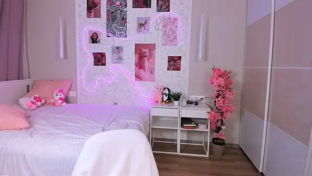 Snapshot of Ella_Lane chatting on 03-02-26, 05:08 Ella Lane online show from 03-02-26, 05:08