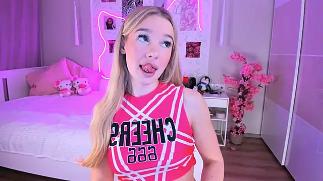 Ella Lane online show from 04-03-26, 03:13