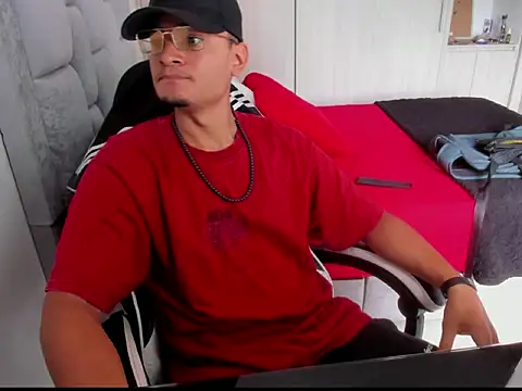 FredericSloan online show from 02-22-26, 04:52