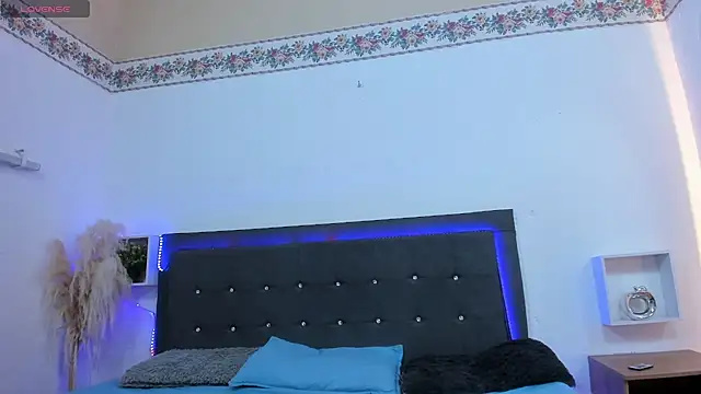 Snapshot of Ale_cuzz chatting on 06-09-26, 07:26 Ale cuzz online show from 06-09-26, 07:26