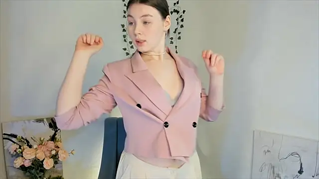 GigiTorros online show from 02-21-26, 04:36