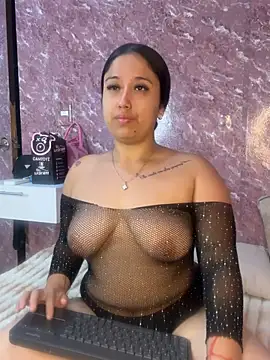 Daphne sweett online show from 03-21-26, 10:42