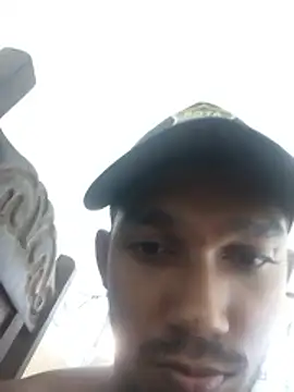 Snapshot of Deniodamasio chatting on 02-12-26, 05:34 Deniodamasio online show from 02-12-26, 05:34