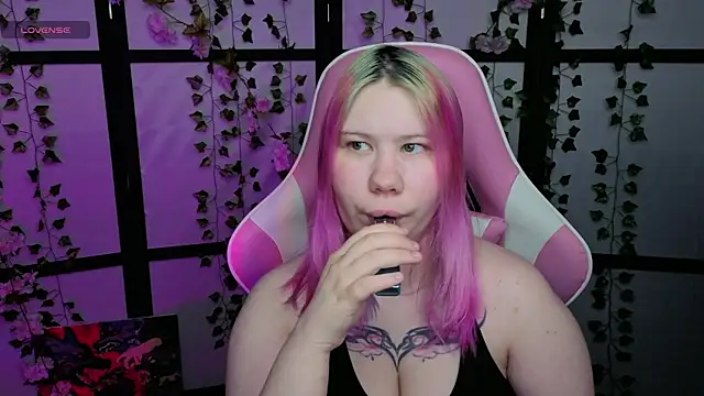 kitsune little online show from 04-10-26, 09:22