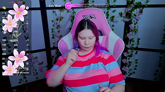 Snapshot of kitsune_little chatting on 07-29-26, 06:45 kitsune little online show from 07-29-26, 06:45