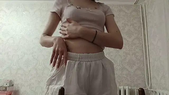 Trisstohug online show from 02-15-26, 05:34