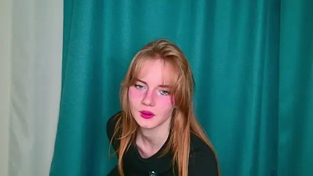 ElfieWhite online show from 08-07-26, 06:36