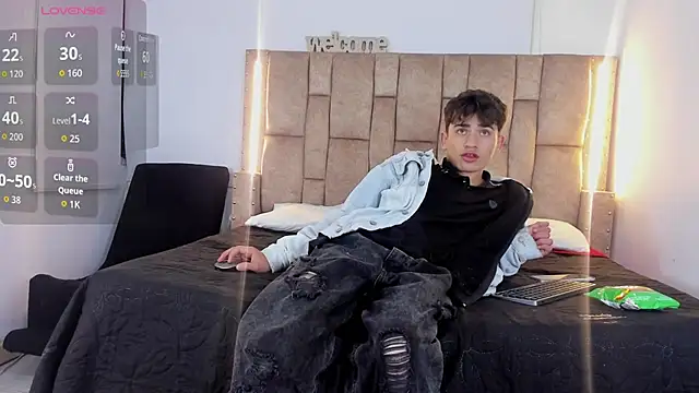 Noir Sebas online show from 04-07-26, 03:30