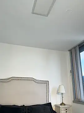 Snapshot of luisa__rosse chatting on 02-20-26, 11:45 luisa rosse online show from 02-20-26, 11:45