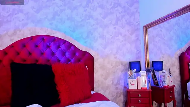 Isabell  26 online show from 04-15-26, 04:44