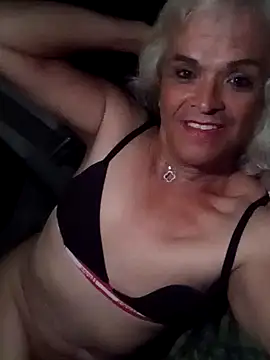 Snapshot of dustbunny64 chatting on 03-27-26, 09:54 dustbunny64 online show from 03-27-26, 09:54