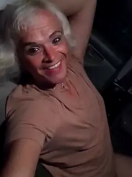 Snapshot of dustbunny64 chatting on 03-27-26, 02:53 dustbunny64 online show from 03-27-26, 02:53