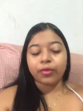 Emmily hott online show from 02-25-26, 12:38