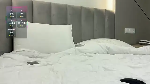 -LunaLove- online show from 03-03-26, 08:27