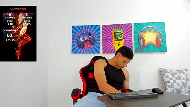 Snapshot of Thomas_walker14 chatting on 02-22-26, 12:51 Thomas walker14 online show from 02-22-26, 12:51