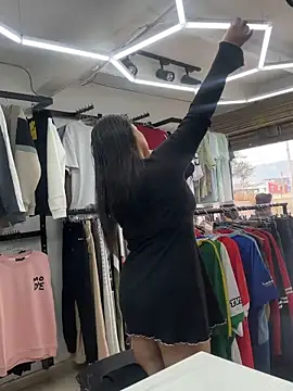 Miss Bella Flame online show from 04-10-26, 05:42