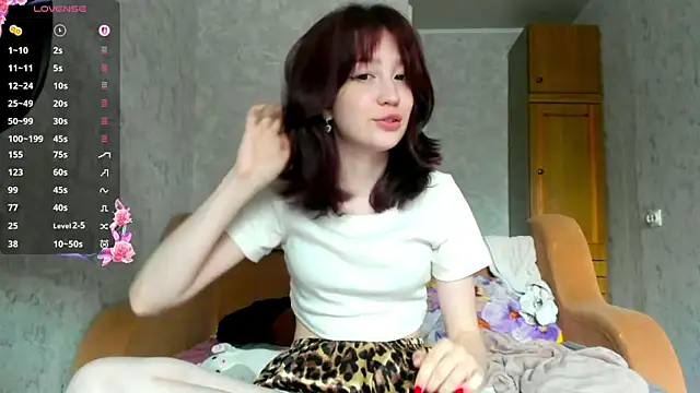 Snapshot of EvonDales chatting on 05-29-26, 02:34 EvonDales online show from 05-29-26, 02:34