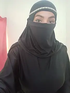 Snapshot of aminaa_ chatting on 07-21-26, 06:42 aminaa online show from 07-21-26, 06:42