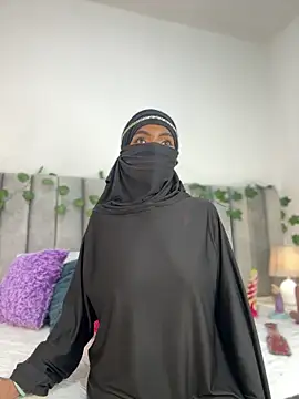 Snapshot of aminaa_ chatting on 03-19-26, 06:30 aminaa online show from 03-19-26, 06:30