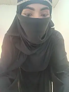 Snapshot of aminaa_ chatting on 06-29-26, 07:35 aminaa online show from 06-29-26, 07:35