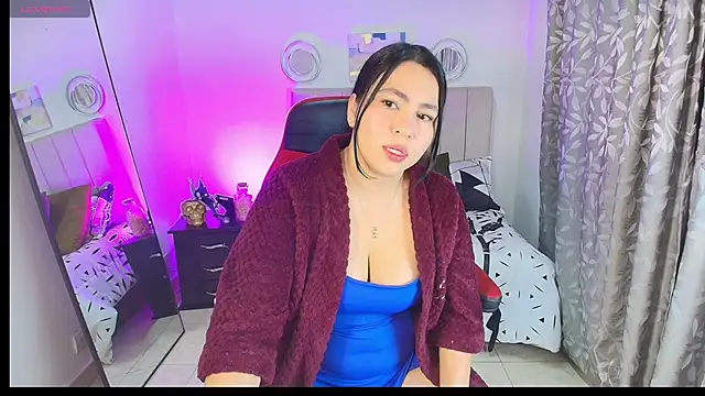 Liu wen  online show from 03-13-26, 12:21