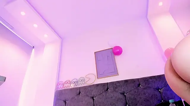 Megan Morphy online show from 06-03-26, 02:33
