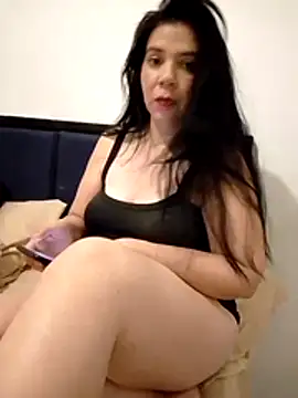 Victoria42 online show from 03-28-26, 11:28